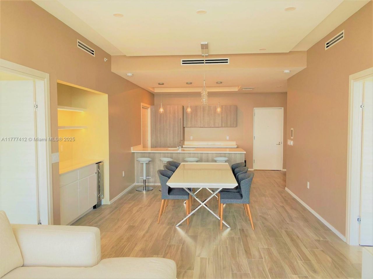 801 S Miami Ave, Unit 5410, Miami, FL 33130 Photo