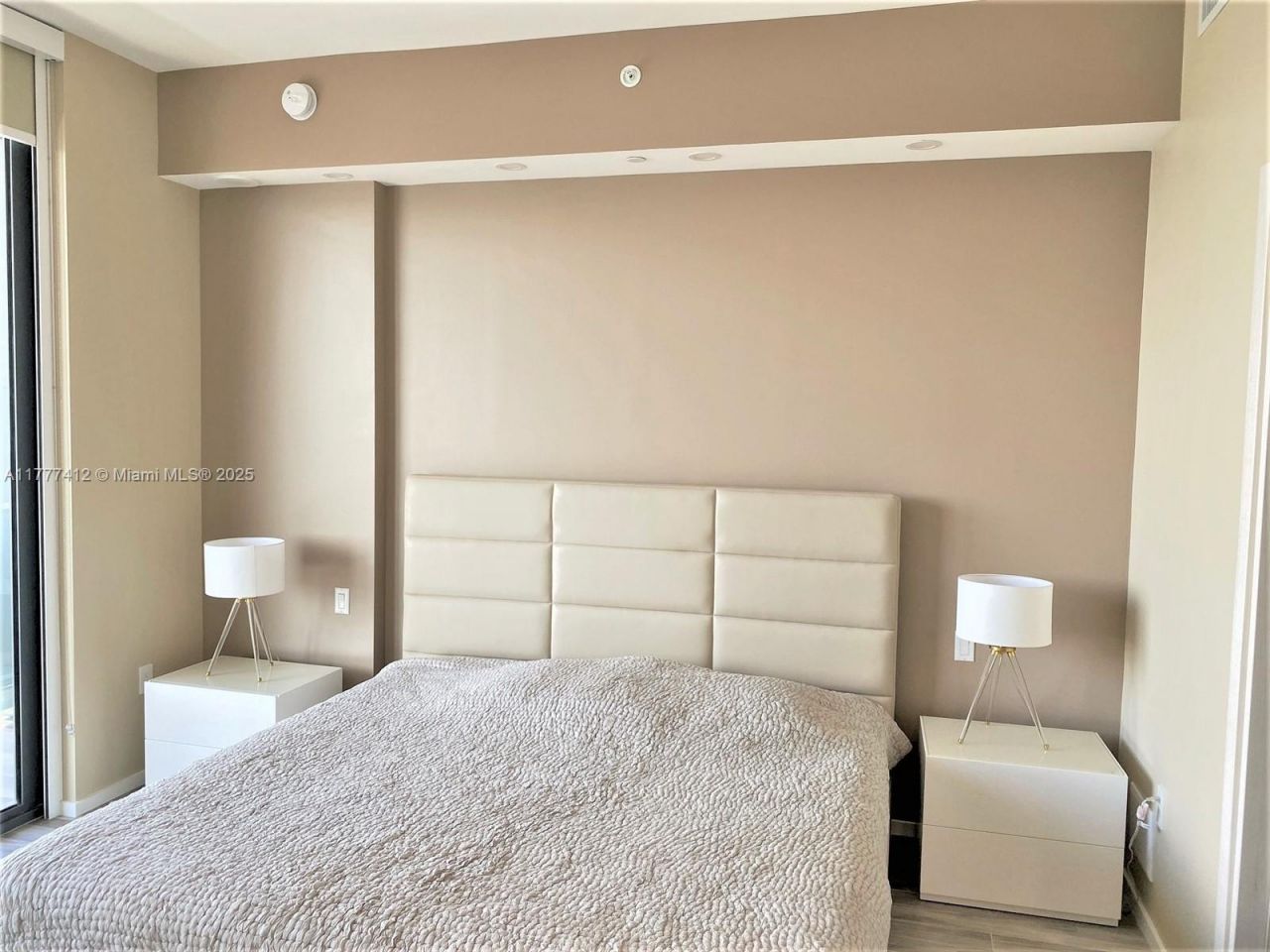 801 S Miami Ave, Unit 5410, Miami, FL 33130 Photo