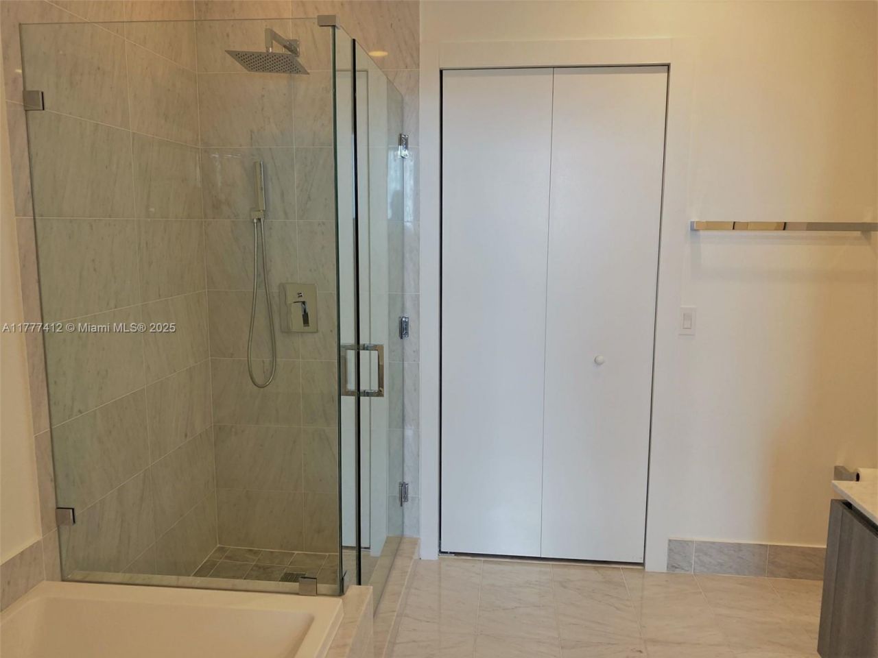 801 S Miami Ave, Unit 5410, Miami, FL 33130 Photo