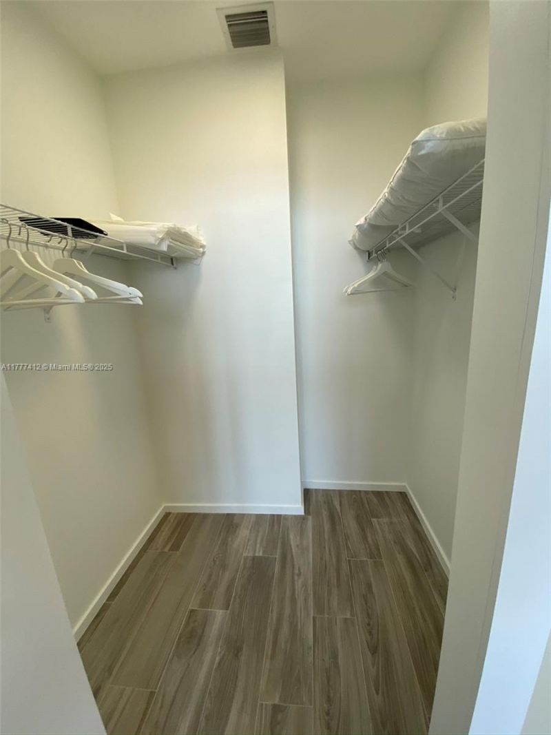 801 S Miami Ave, Unit 5410, Miami, FL 33130 Photo