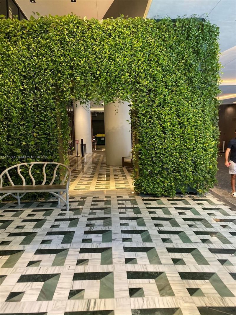 801 S Miami Ave, Unit 5410, Miami, FL 33130 Photo