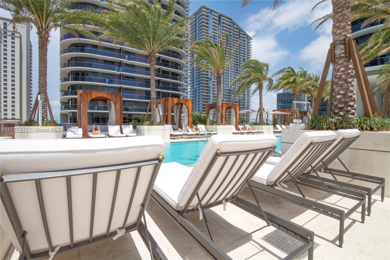 801 S Miami Ave, Unit 5410, Miami, FL 33130 Photo