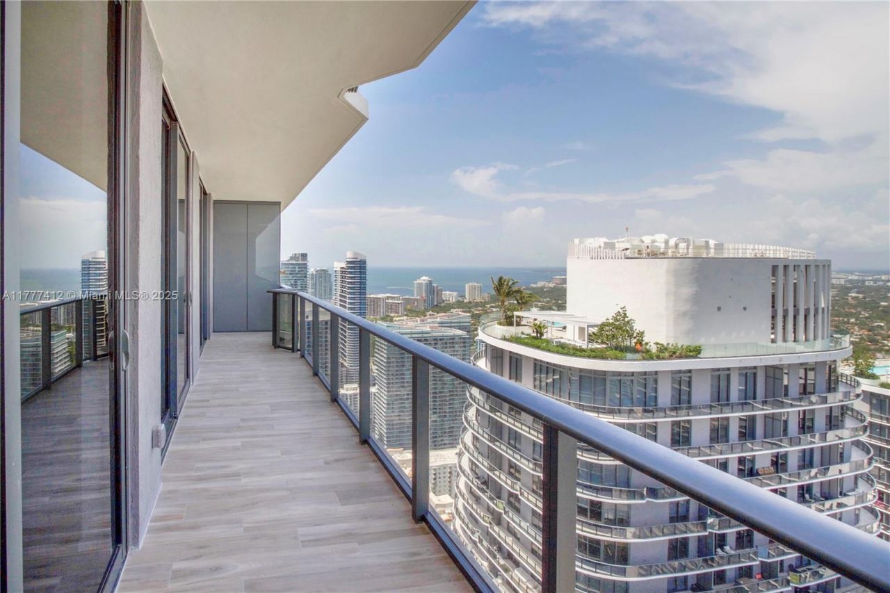 801 S Miami Ave, Unit 5410, Miami, FL 33130 Photo