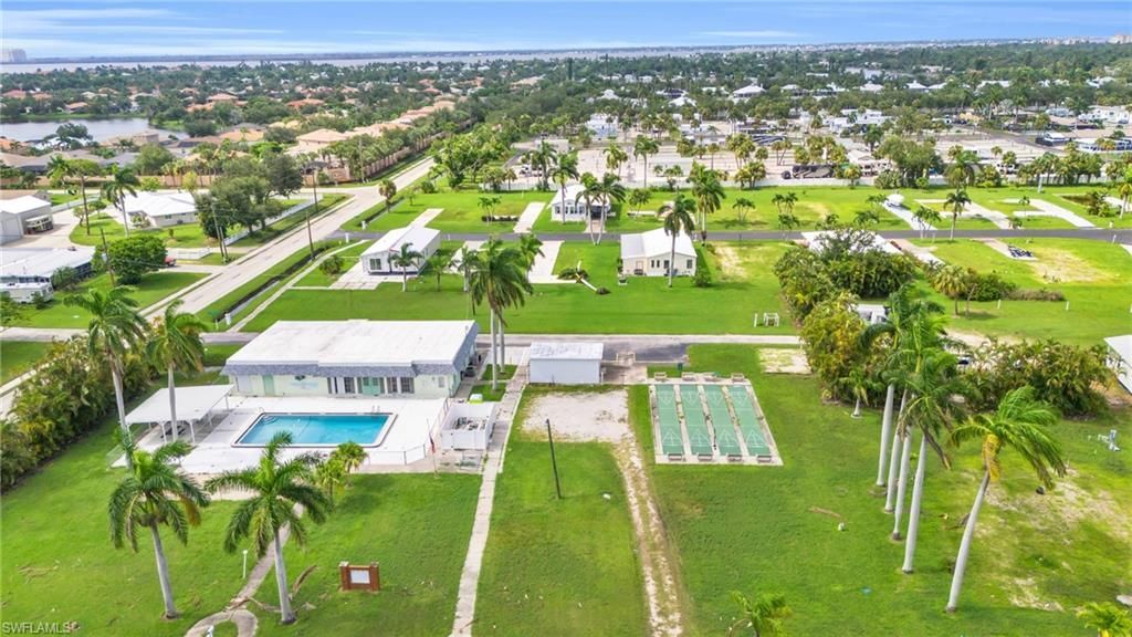 99 Oak Ln, Fort Myers, FL 33908 Photo