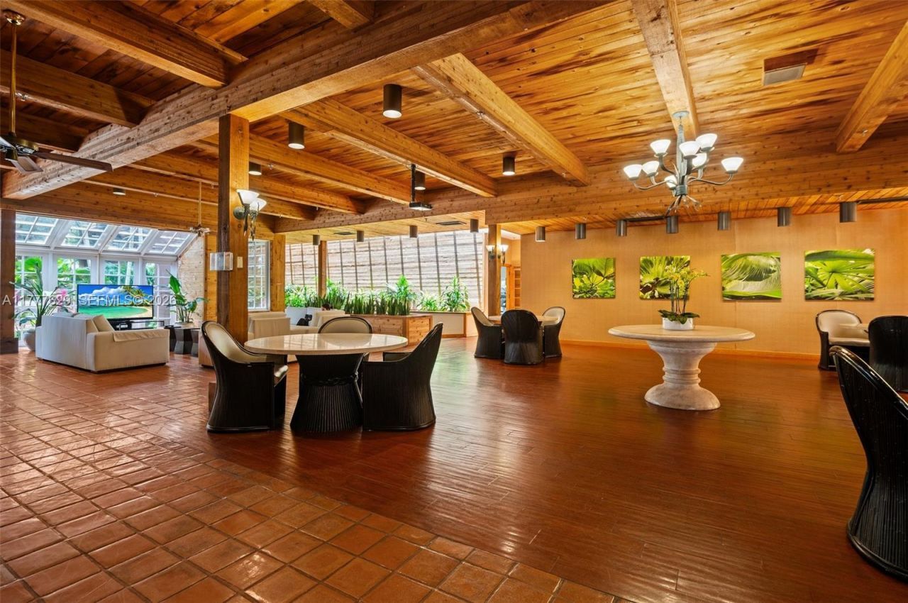 2000 Towerside Ter, Unit 805, Miami, FL 33138 Photo