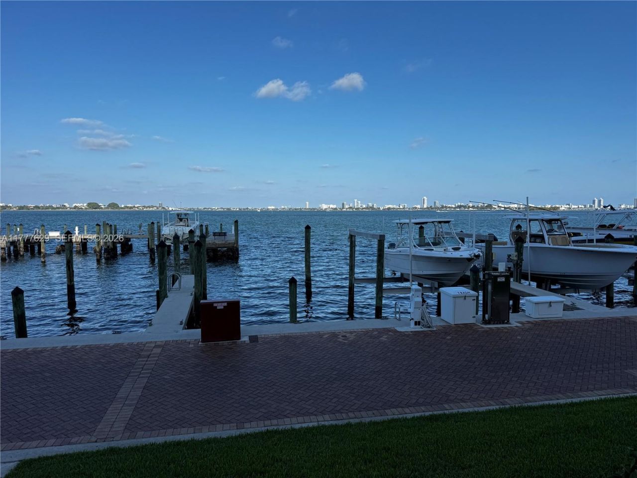 2000 Towerside Ter, Unit 805, Miami, FL 33138 Photo