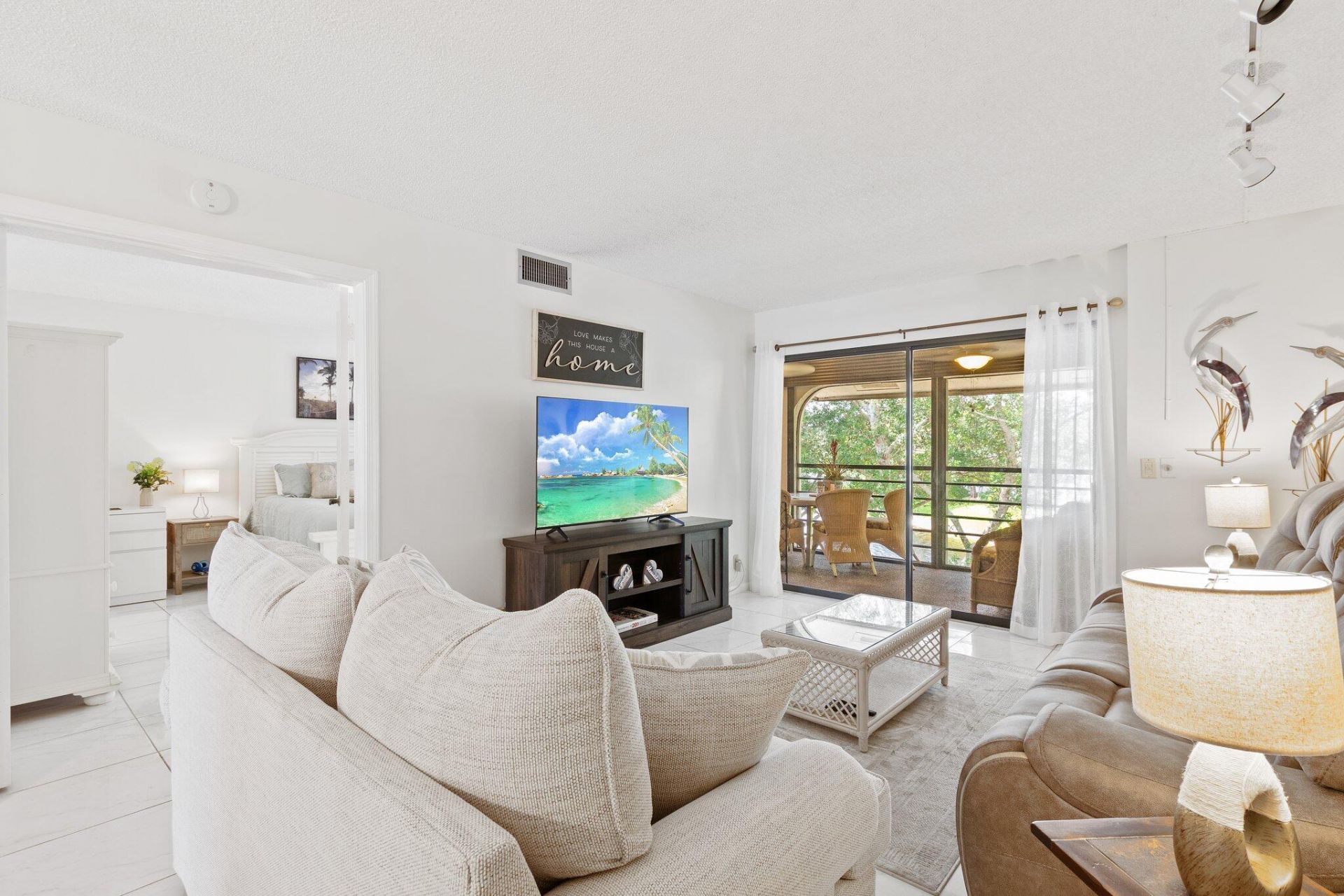5380 Cedar Lake Drive, Unit 304, Boynton Beach, FL 33437 Photo