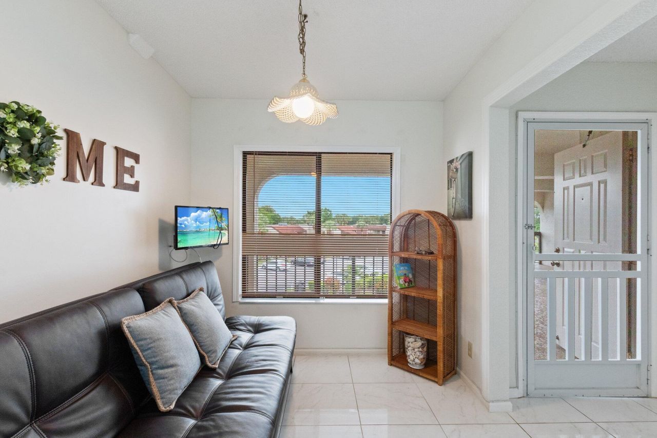 5380 Cedar Lake Drive, Unit 304, Boynton Beach, FL 33437 Photo