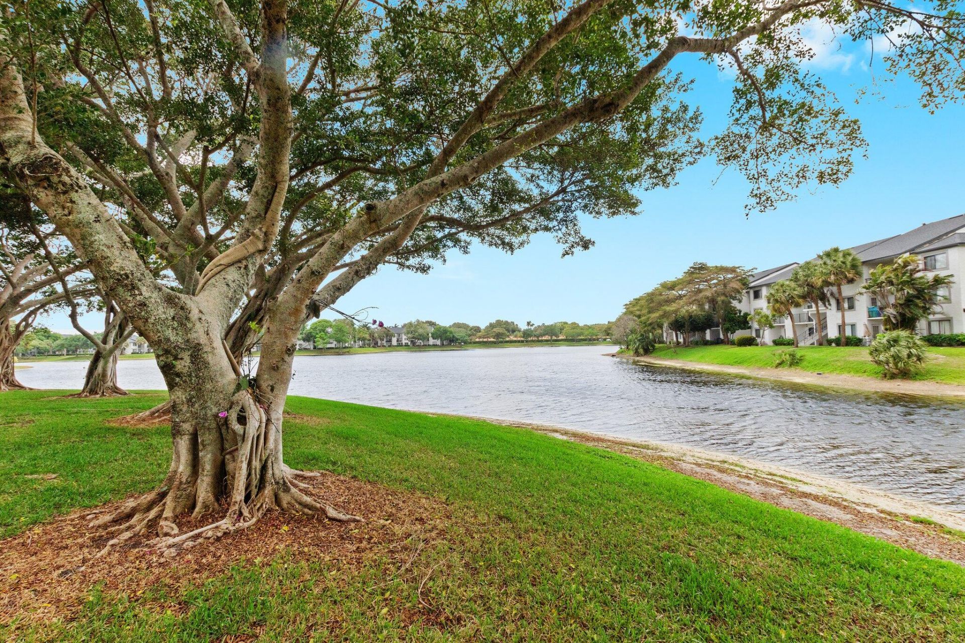 5380 Cedar Lake Drive, Unit 304, Boynton Beach, FL 33437 Photo