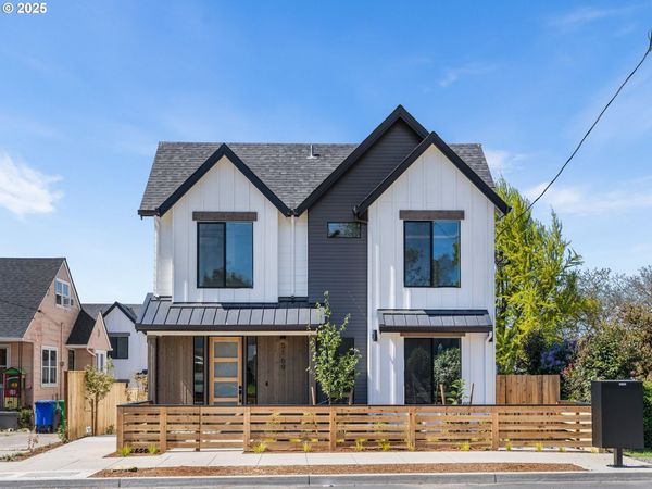 5169 SE 28th AVE, Unit 1, Portland, OR 97202