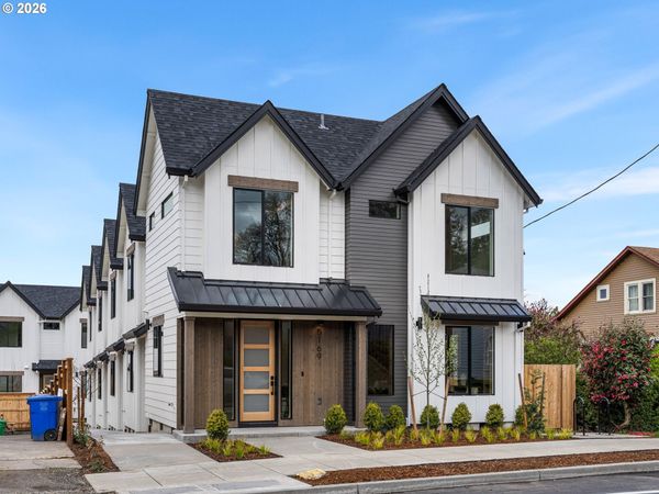 5177 SE 28th AVE, Unit 5, Portland, OR 97202