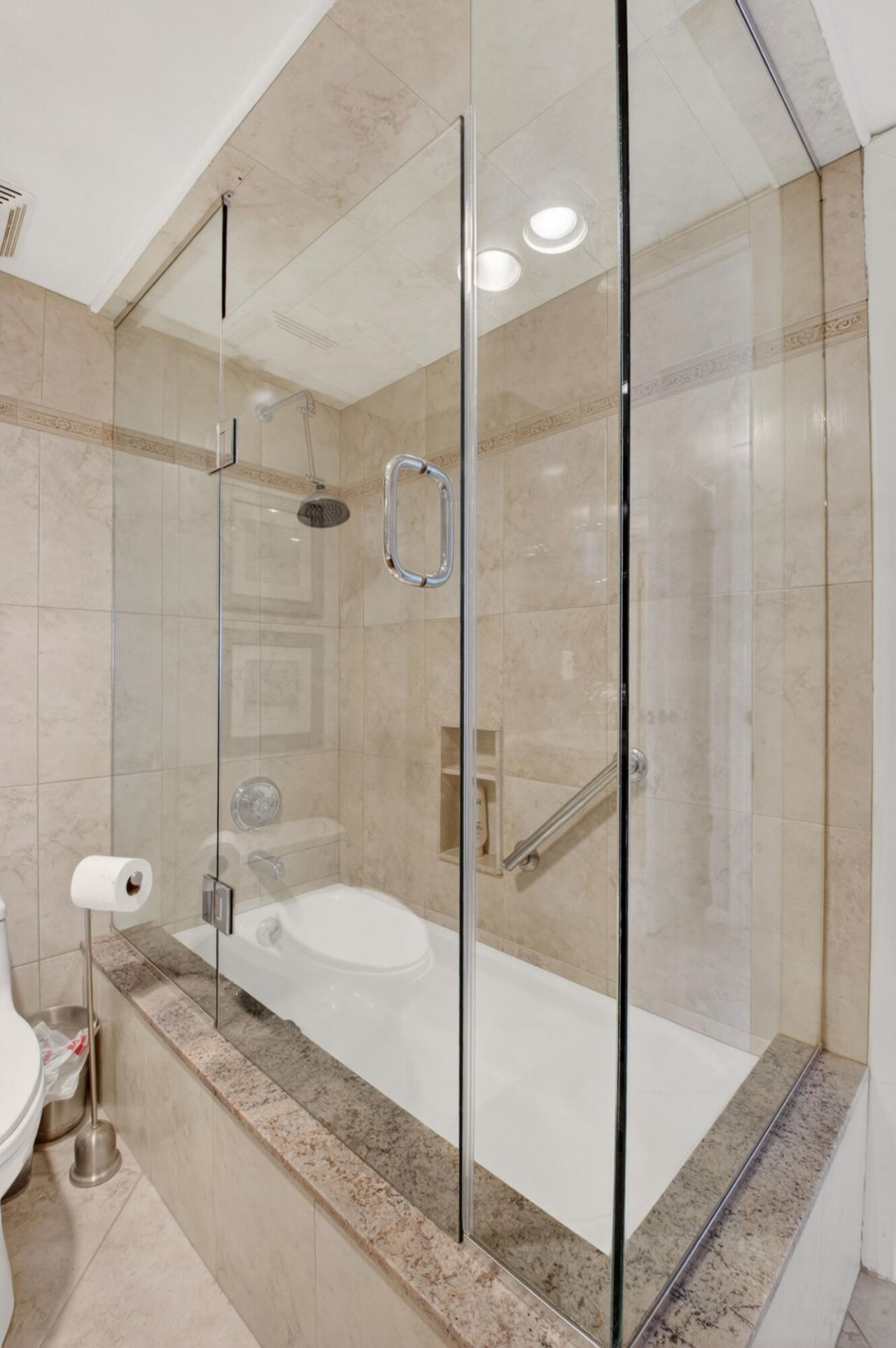 1180 S Ocean Boulevard, Unit 5c, Boca Raton, FL 33432 Photo