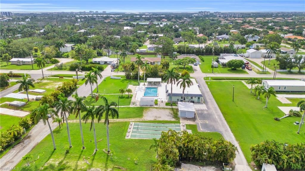 101 Oak Ln, Fort Myers, FL 33908 Photo