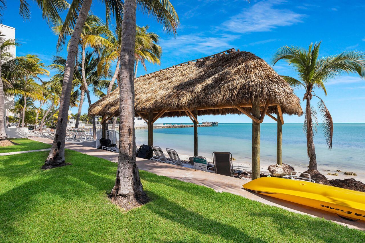 601 W Ocean Dr Drive, Unit 203a, Key Colony Beach, FL 33051 Photo