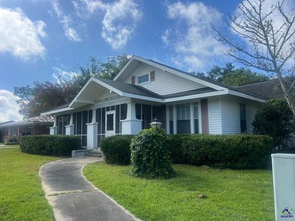 25 W Marion Street, Reynolds, GA 31076