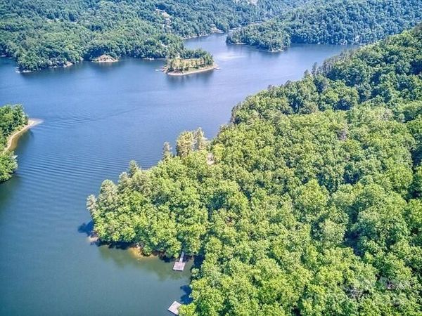 152 Mandolin Court, Tuckasegee, NC 28783