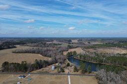 1957 Green Sea Rd. photo 4