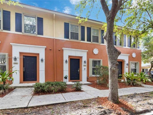 2452 SW 99th Way, Unit 2452, Miramar, FL 33025