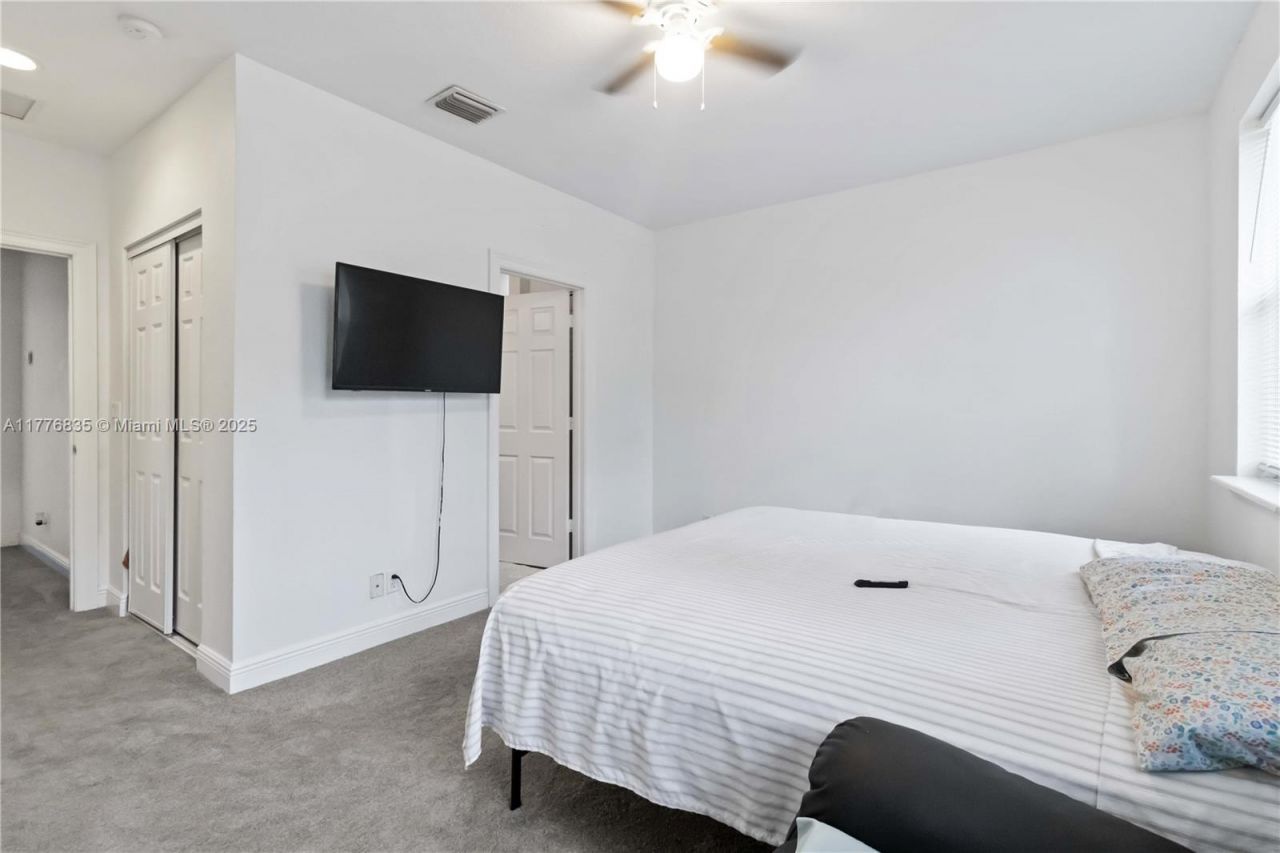 2452 SW 99th Way, Unit 2452, Miramar, FL 33025 Photo