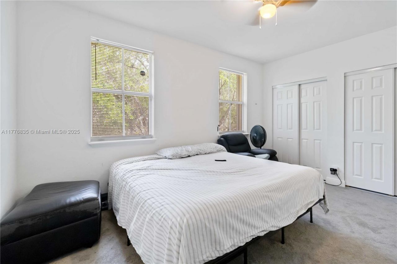 2452 SW 99th Way, Unit 2452, Miramar, FL 33025 Photo