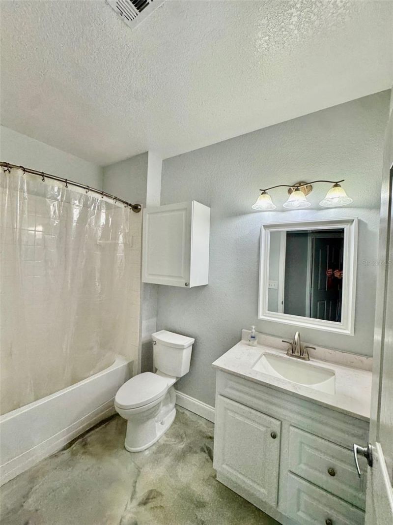 8325 38th Street Circle E, Unit 107, Sarasota, FL 34243 Photo