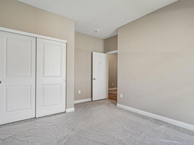 207 Isleta Drive, Pataskala, OH 43062 Photo 12