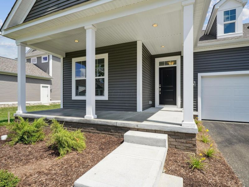 207 Isleta Drive, Pataskala, OH 43062 Photo 3