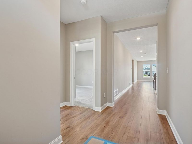 207 Isleta Drive, Pataskala, OH 43062 Photo 4