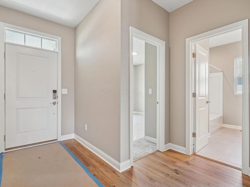 207 Isleta Drive, Pataskala, OH 43062 Photo 5