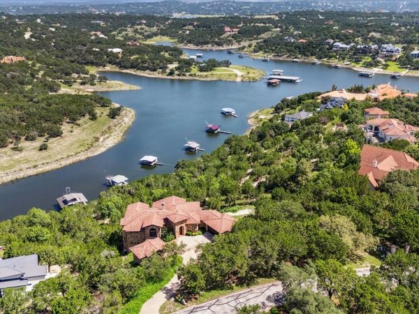 709 S Angel Light DR, Spicewood, TX 78669