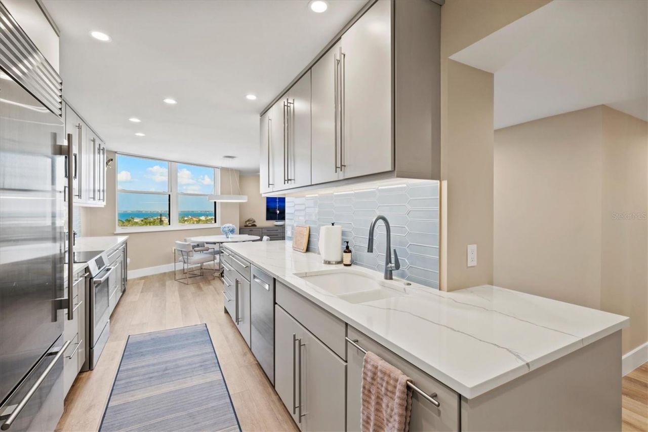 1050 Longboat Club Road, Unit 903, Longboat Key, FL 34228 Photo