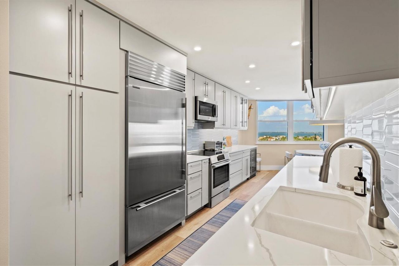 1050 Longboat Club Road, Unit 903, Longboat Key, FL 34228 Photo