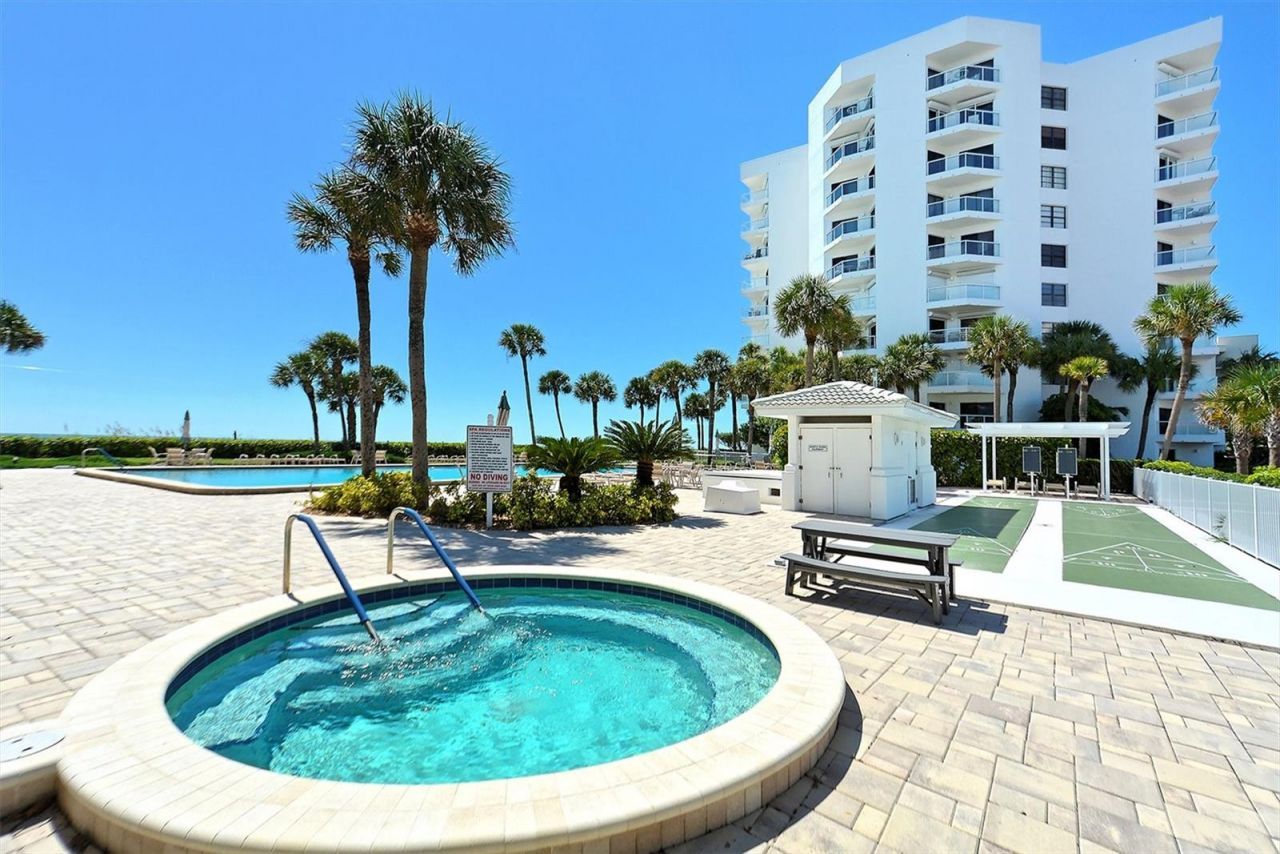 1050 Longboat Club Road, Unit 903, Longboat Key, FL 34228 Photo