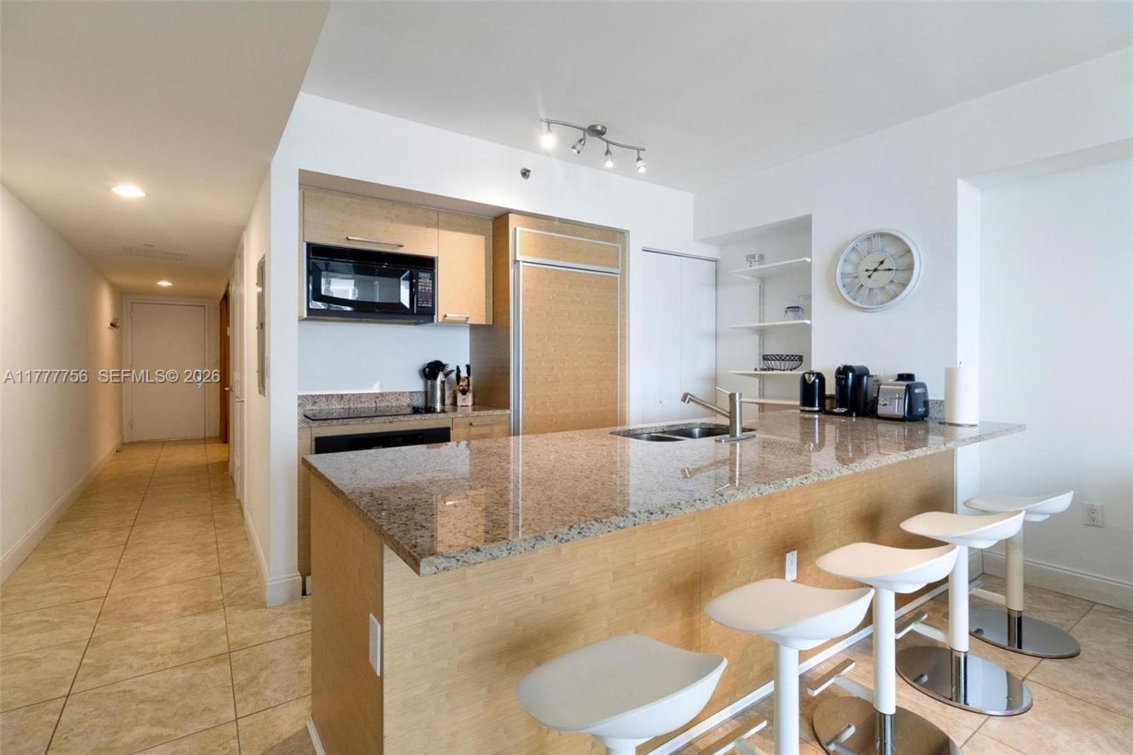 1830 S Ocean Dr, Unit 2409, Hallandale Beach, FL 33009 Photo