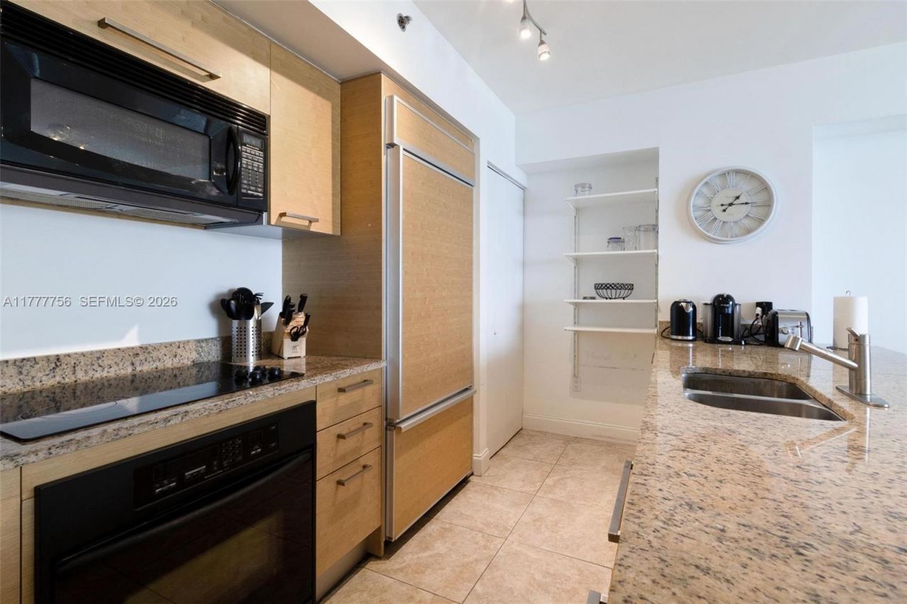 1830 S Ocean Dr, Unit 2409, Hallandale Beach, FL 33009 Photo