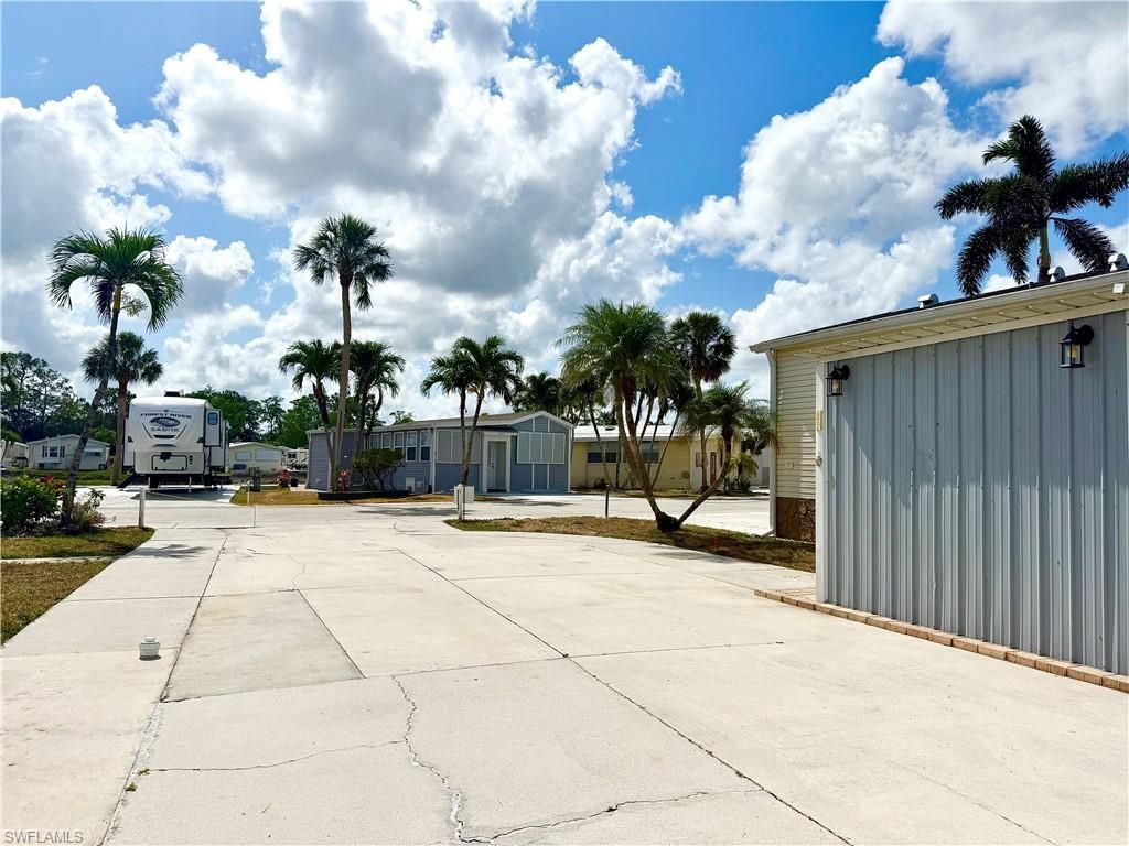 371 Imperial Wilderness Blvd, Naples, FL 34114 Photo