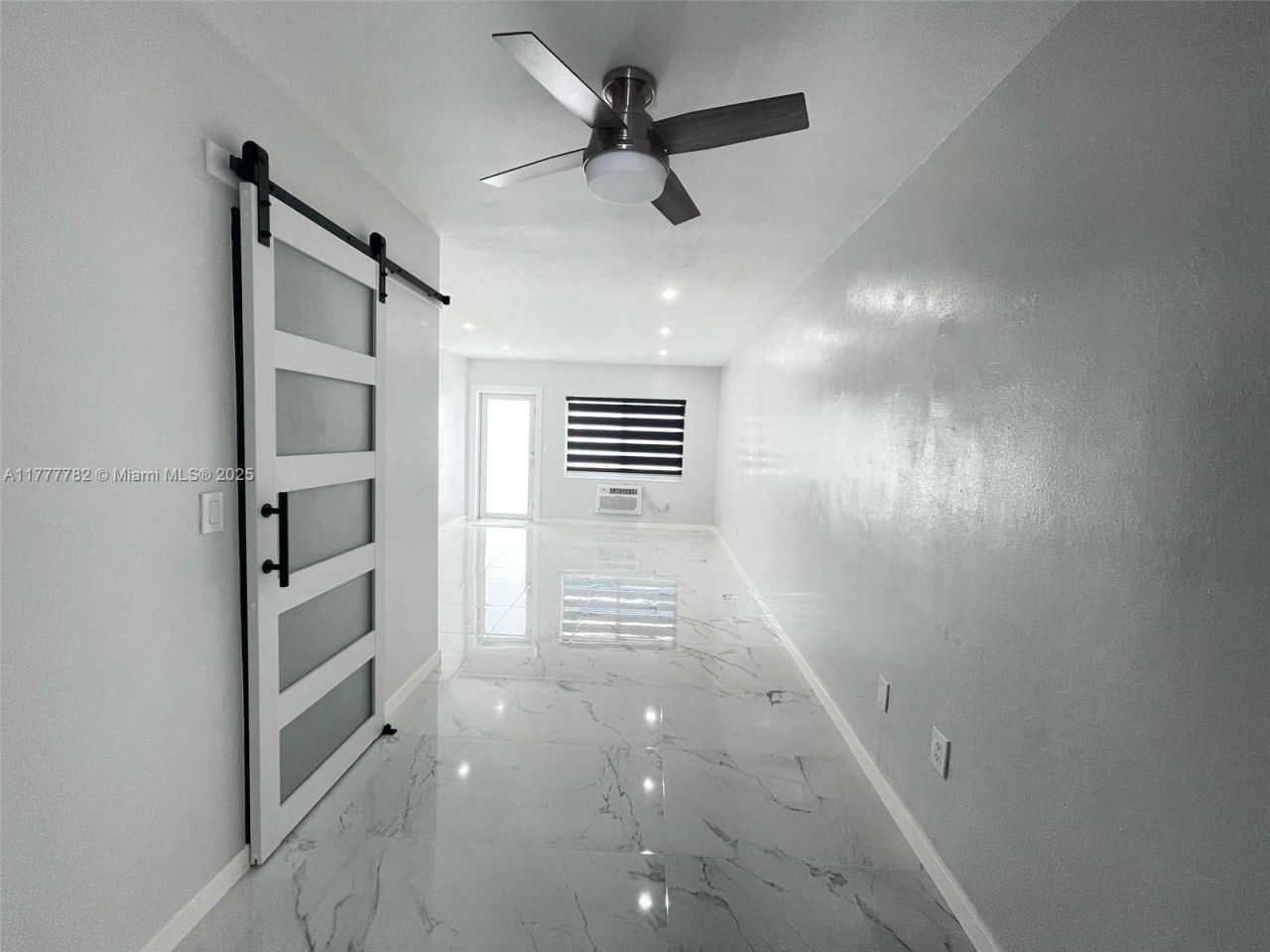 641 Espanola Way, Unit 35, Miami Beach, FL 33139 Photo