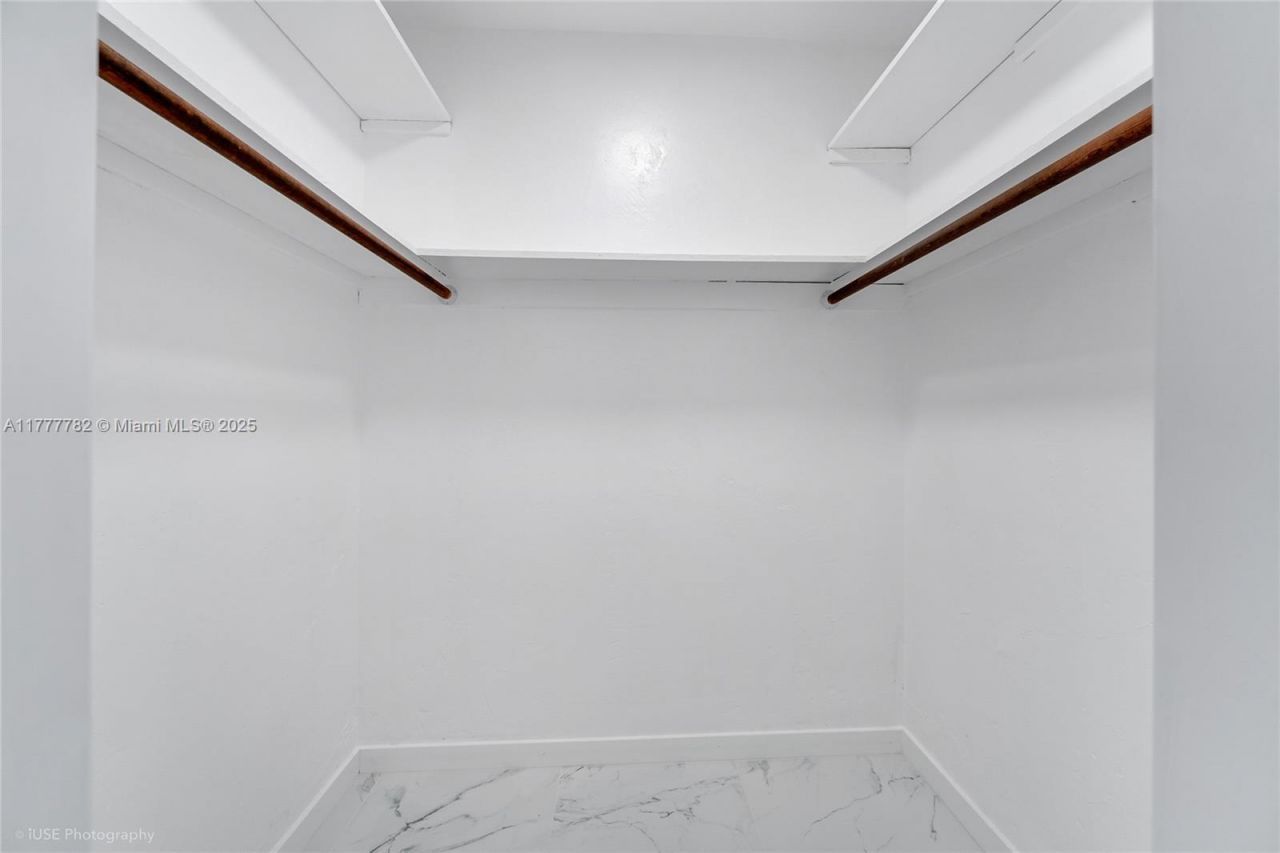 641 Espanola Way, Unit 35, Miami Beach, FL 33139 Photo