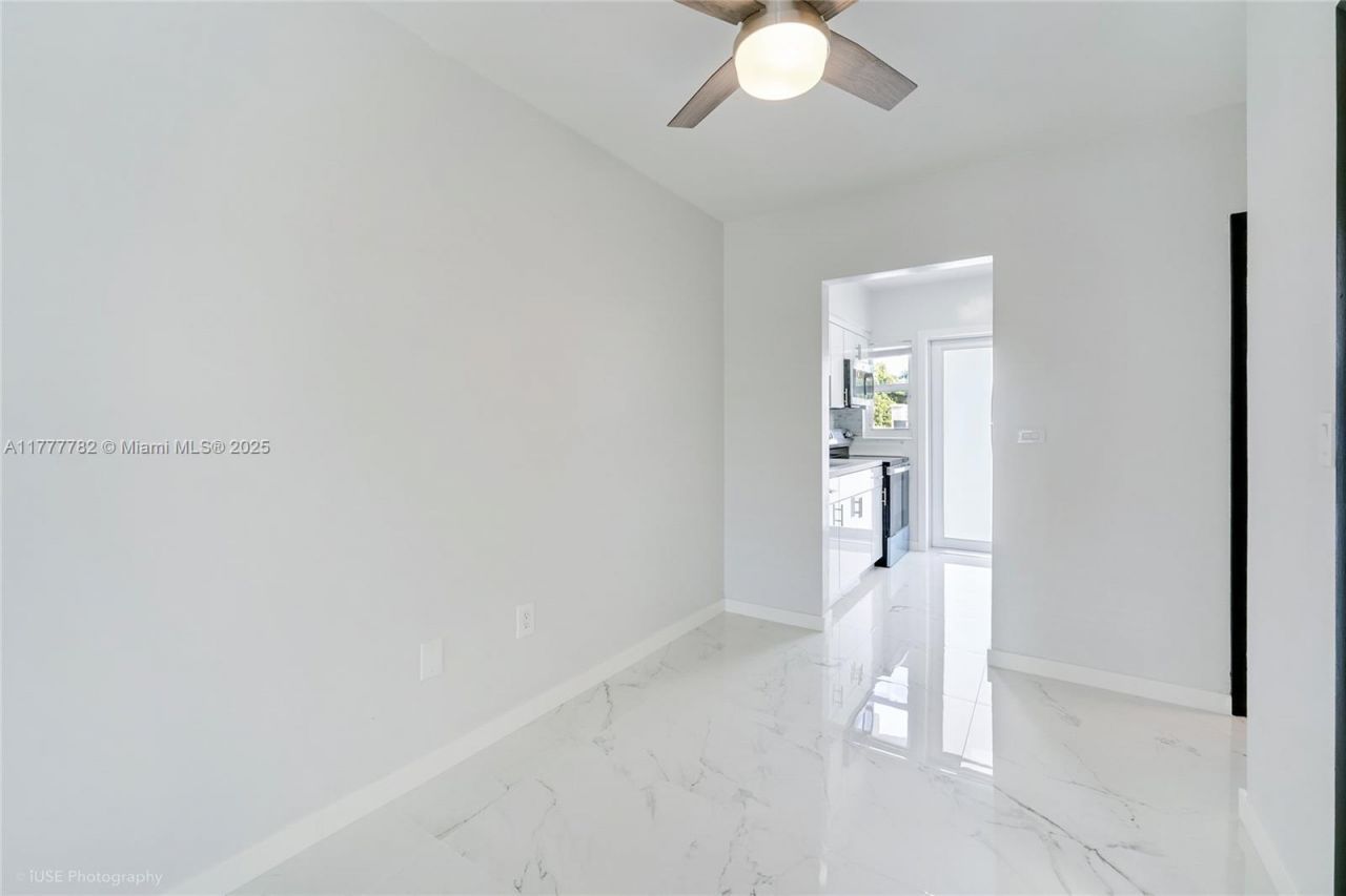 641 Espanola Way, Unit 35, Miami Beach, FL 33139 Photo