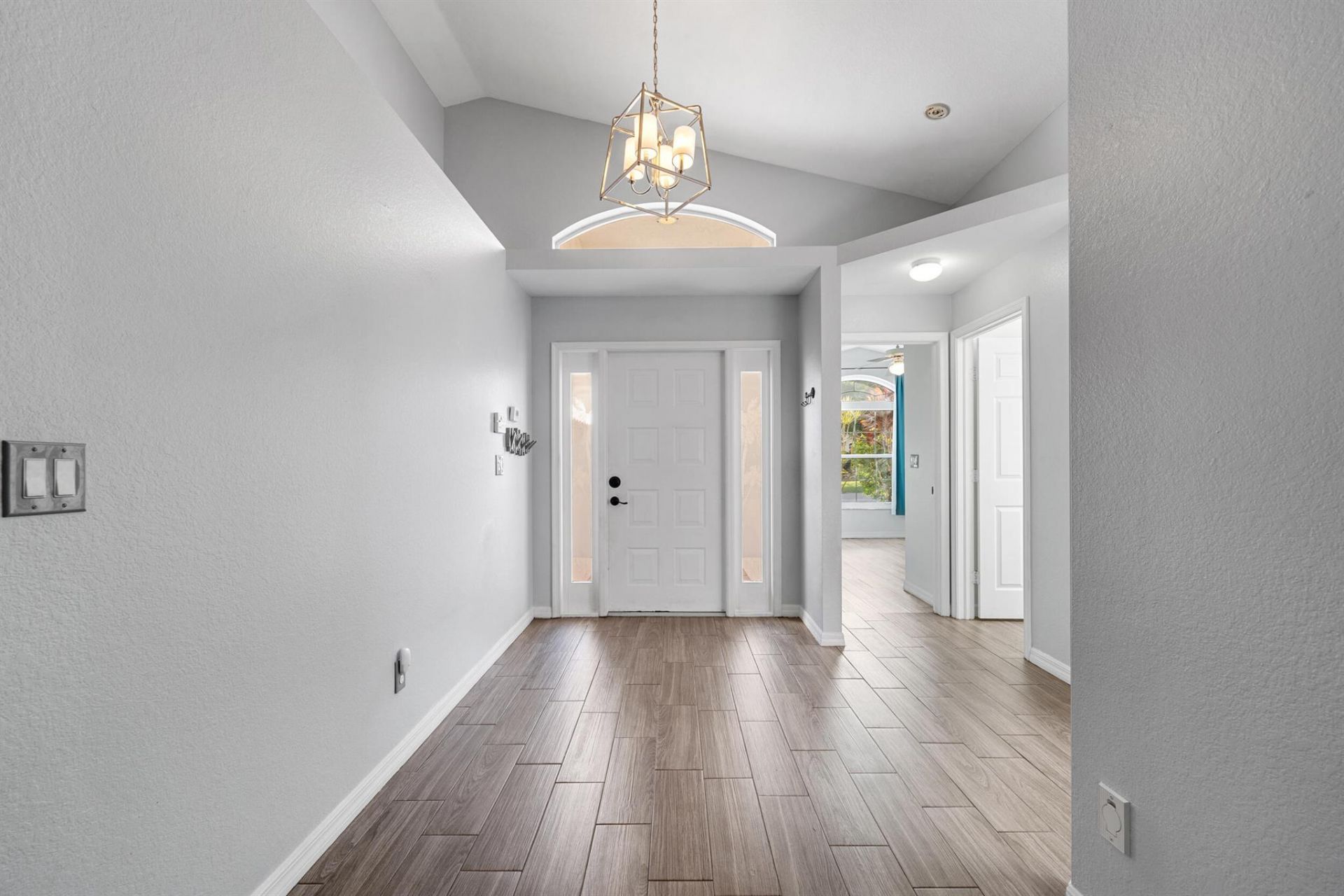 8045 SE Morningwood Place, Hobe Sound, FL 33455 Photo