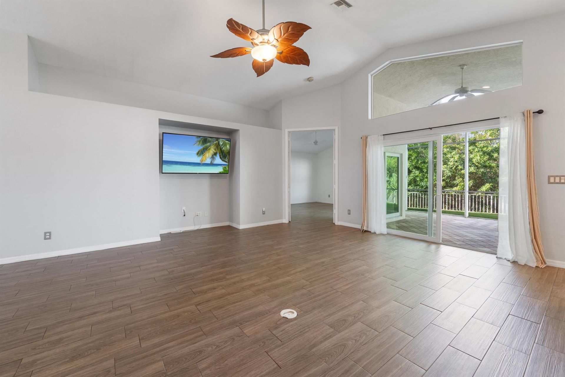 8045 SE Morningwood Place, Hobe Sound, FL 33455 Photo