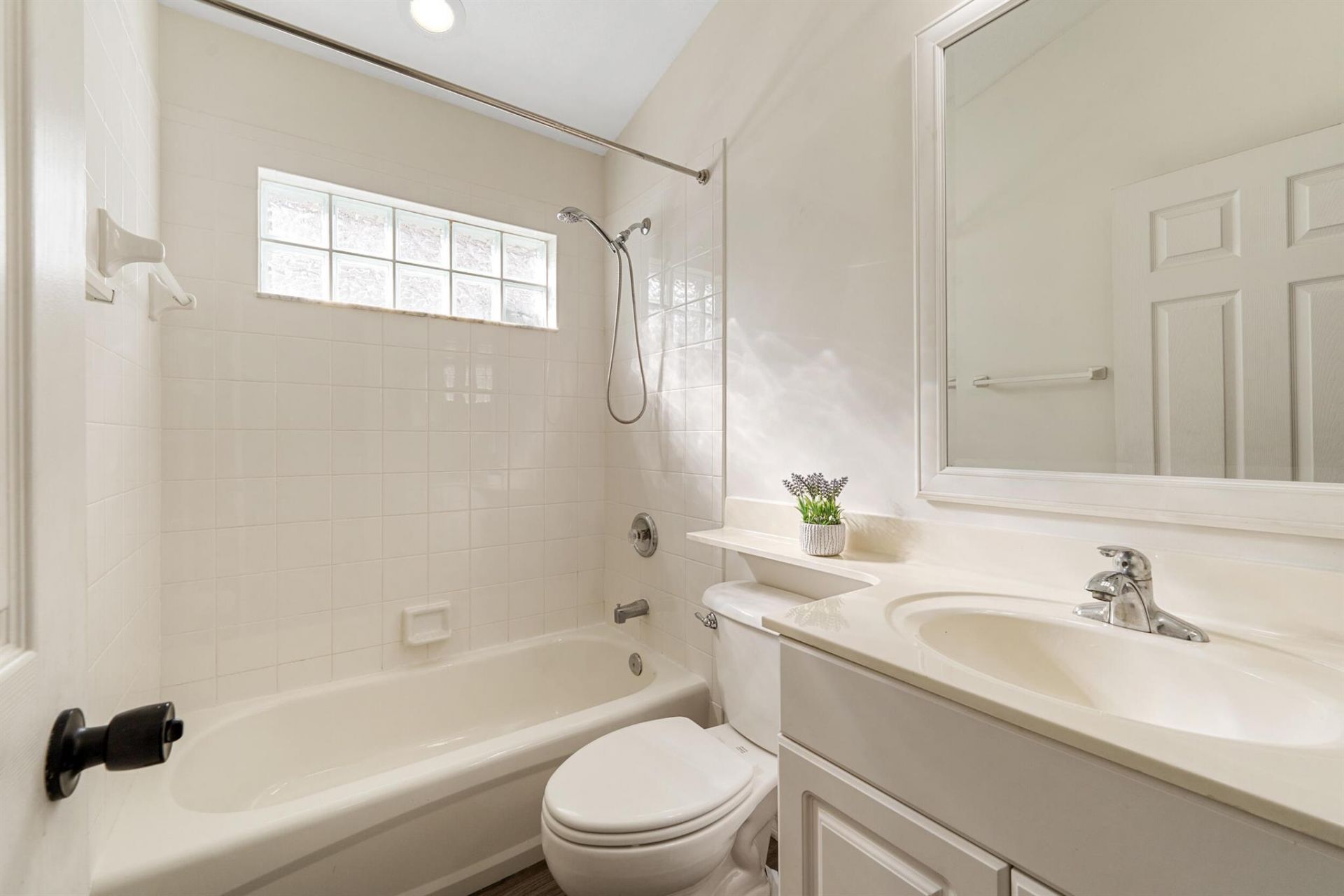 8045 SE Morningwood Place, Hobe Sound, FL 33455 Photo