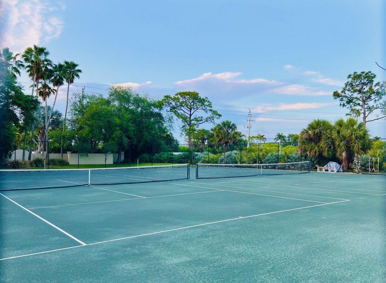 8045 SE Morningwood Place, Hobe Sound, FL 33455 Photo