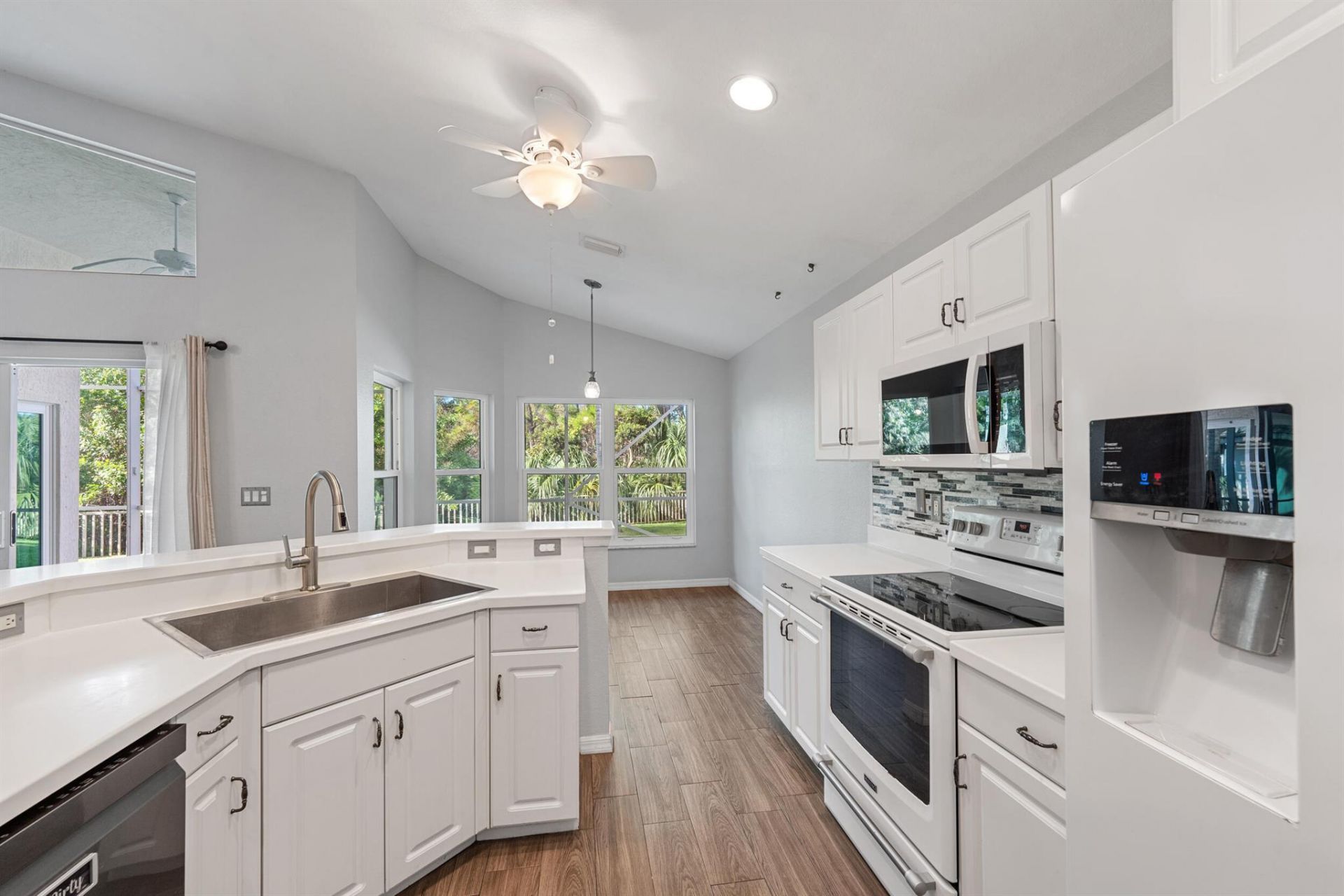 8045 SE Morningwood Place, Hobe Sound, FL 33455 Photo