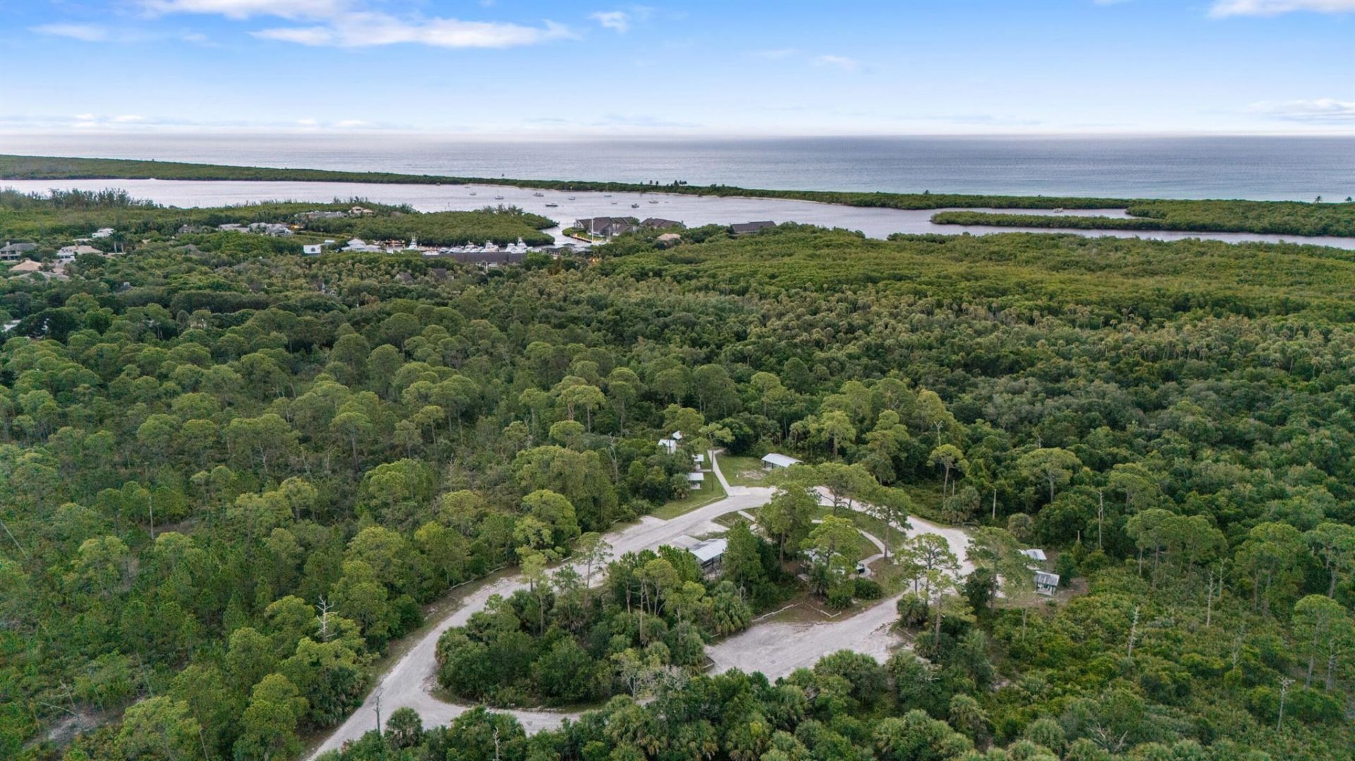 8045 SE Morningwood Place, Hobe Sound, FL 33455 Photo