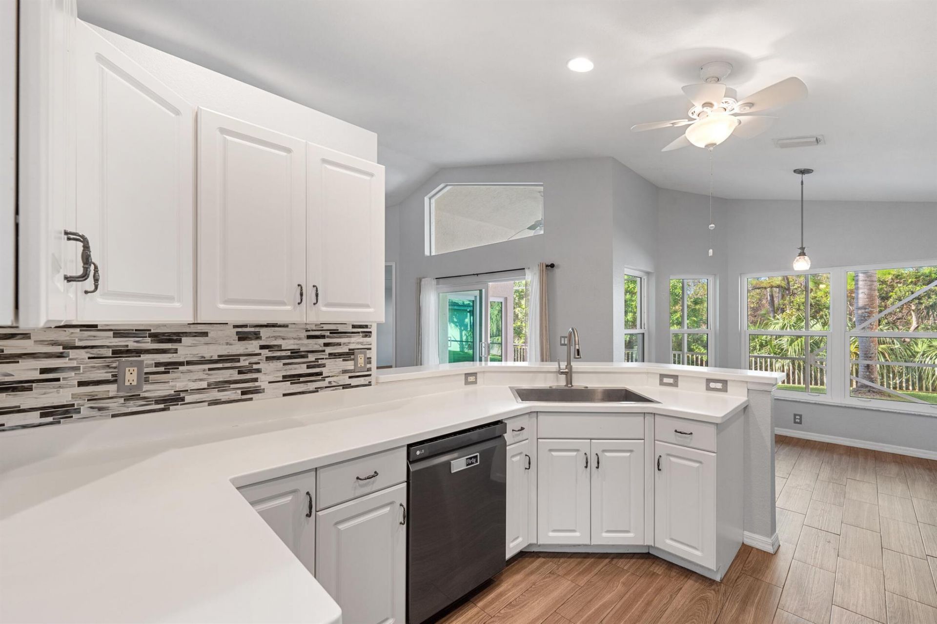 8045 SE Morningwood Place, Hobe Sound, FL 33455 Photo