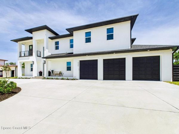 2345 N Riverside Drive, Indialantic, FL 32903