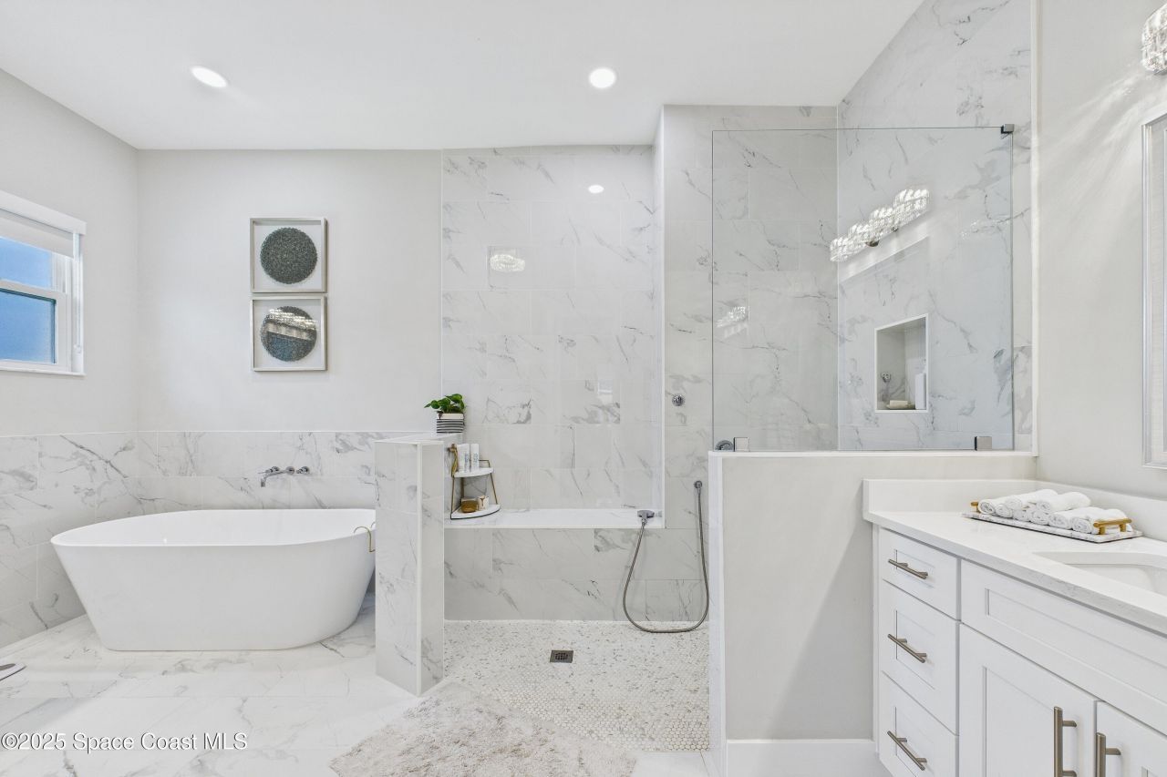 2345 N Riverside Drive, Indialantic, FL 32903 Photo