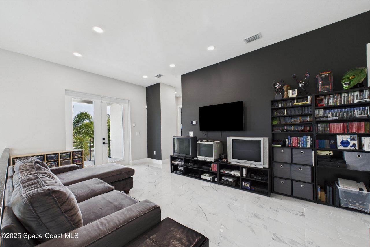 2345 N Riverside Drive, Indialantic, FL 32903 Photo