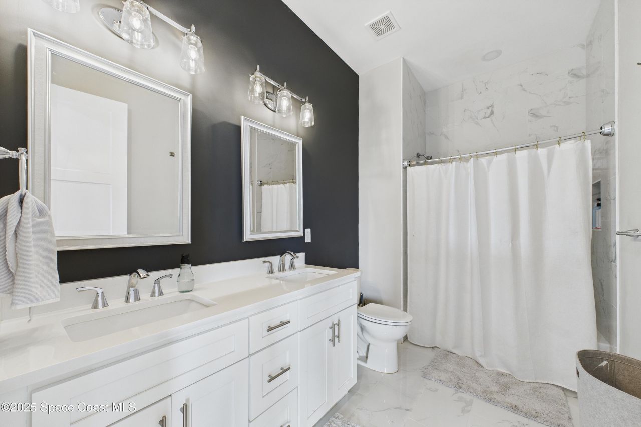 2345 N Riverside Drive, Indialantic, FL 32903 Photo